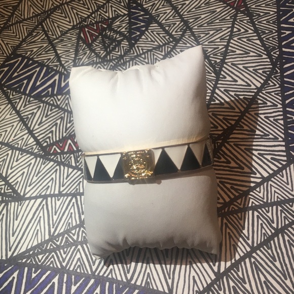 Black White and Gold Bangle Bracelet/lowest price - Picture 2 of 3